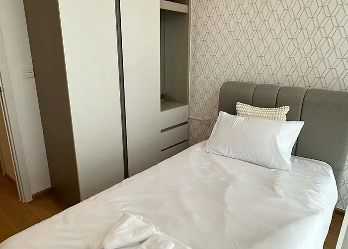 2br Near Siamplatinumcentral World Bangkok
